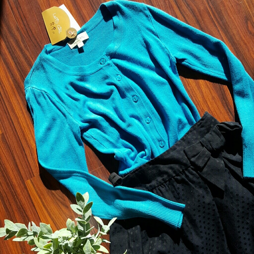 Girls dressy sweater blue size 6 top  cardigan